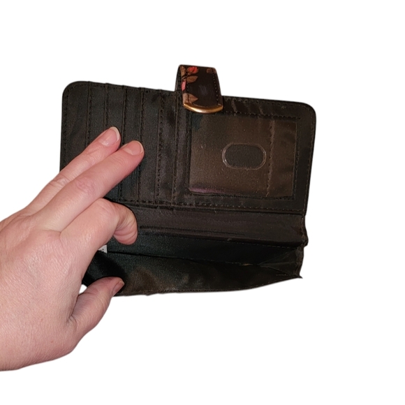 Floral Black Wallet - Picture 5 of 6
